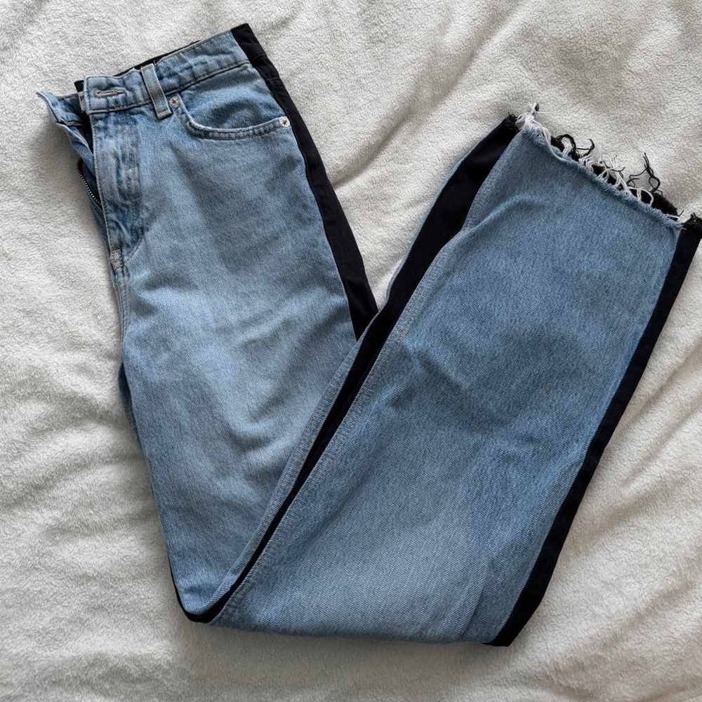 Pull&Bear Blue And Black Contrast Jeans View 2